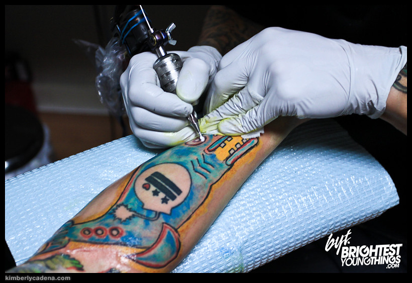 Inking the tattoo
